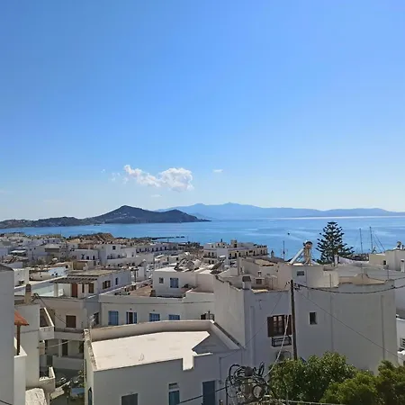 Elizabeth'S Small Apartment Naxos City Exterior photo