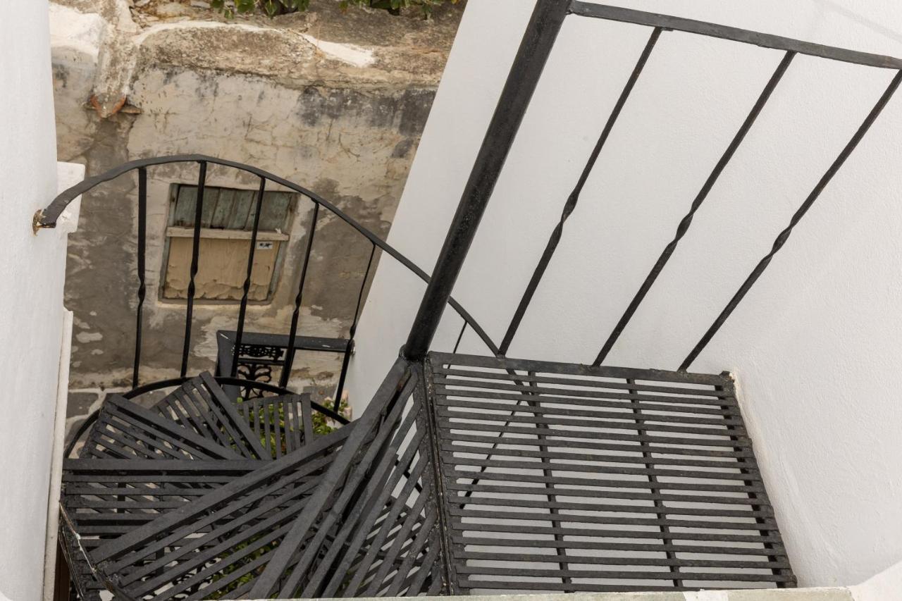 Elizabeth's Small Apartment Naxos City